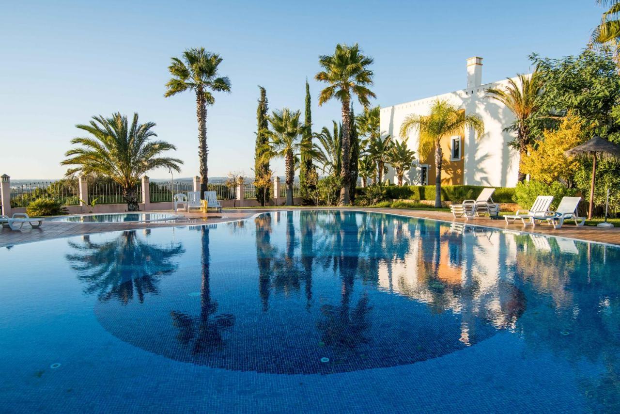 Portimao Elegant House With Pool By Homing Villa Exteriör bild